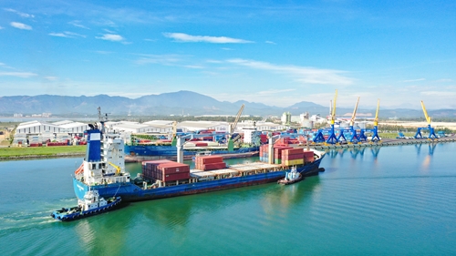 Cảng Chu Lai: Cửa ngõ xuất khẩu hàng hóa mới tại miền Trung

